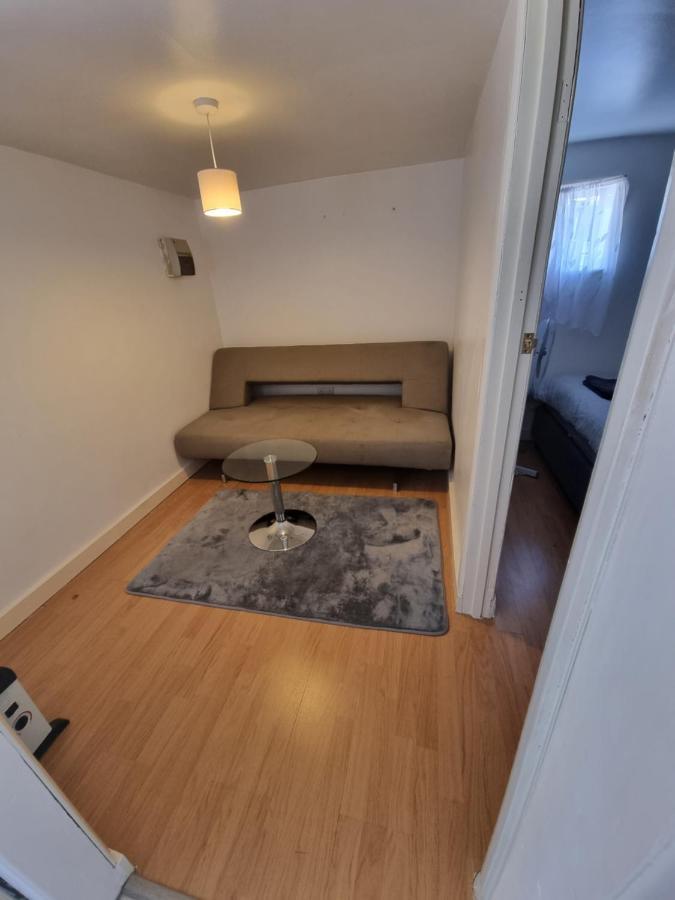 Cosey Studio Ground Floor Enfield Exterior photo